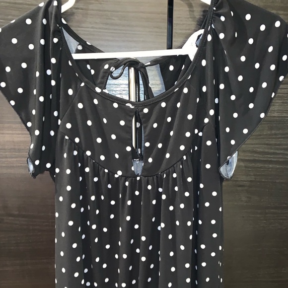 Bundle of 2 shortsleeved stretchy tops - Picture 4 of 8